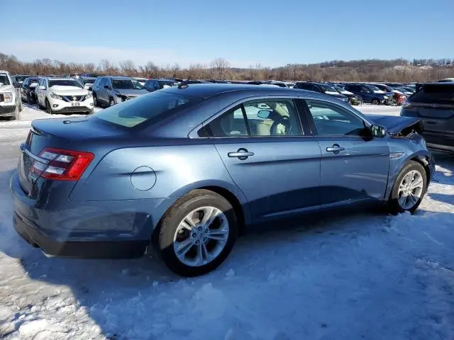 2018 FORD TAURUS SE  