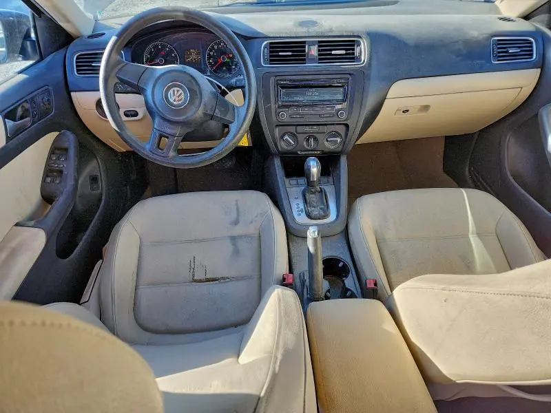 2012 VOLKSWAGEN JETTA SE  