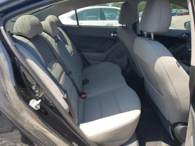 2016 KIA FORTE LX  