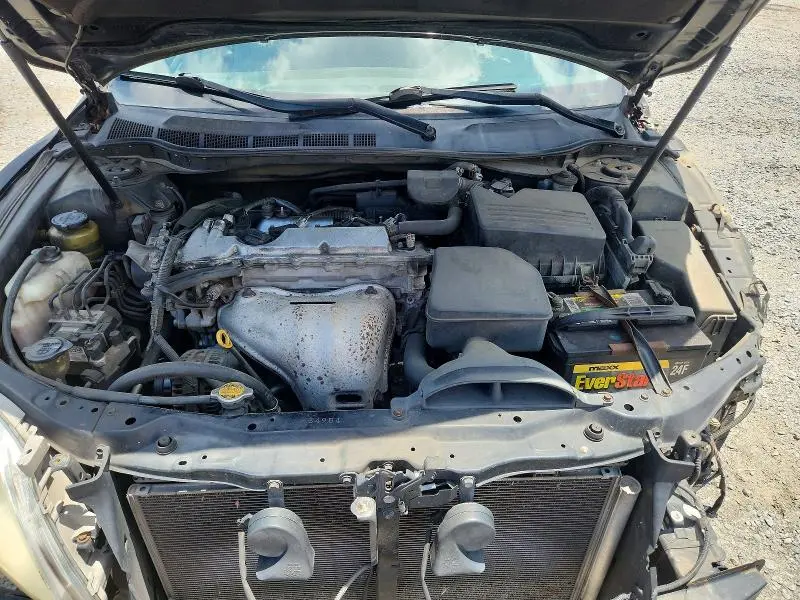 2010 TOYOTA CAMRY LE  