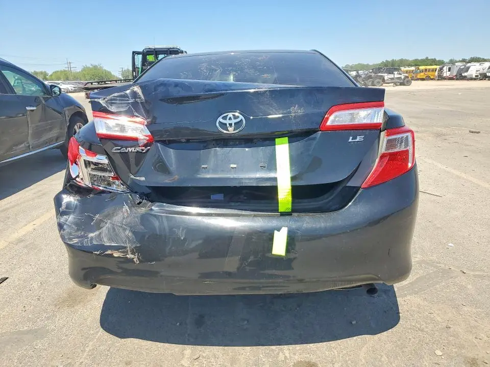 2014 TOYOTA CAMRY   
