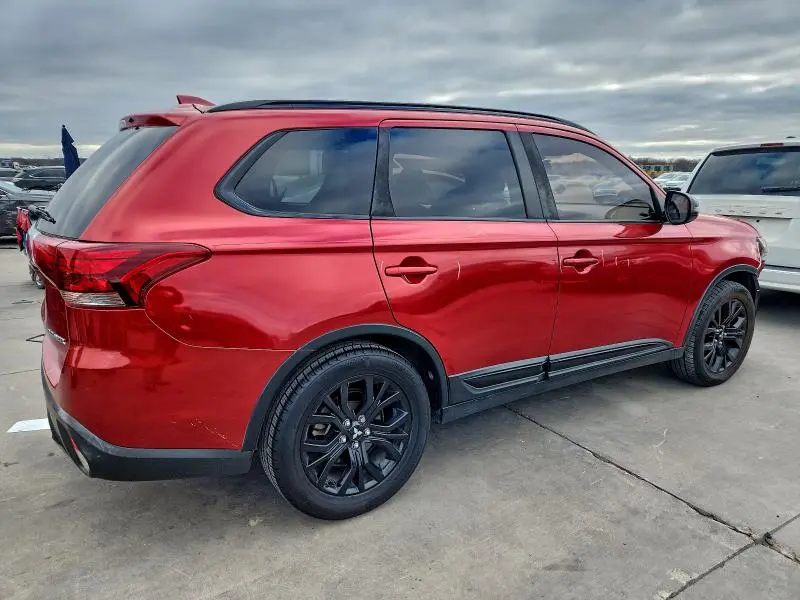 2018 MITSUBISHI OUTLANDER SE  