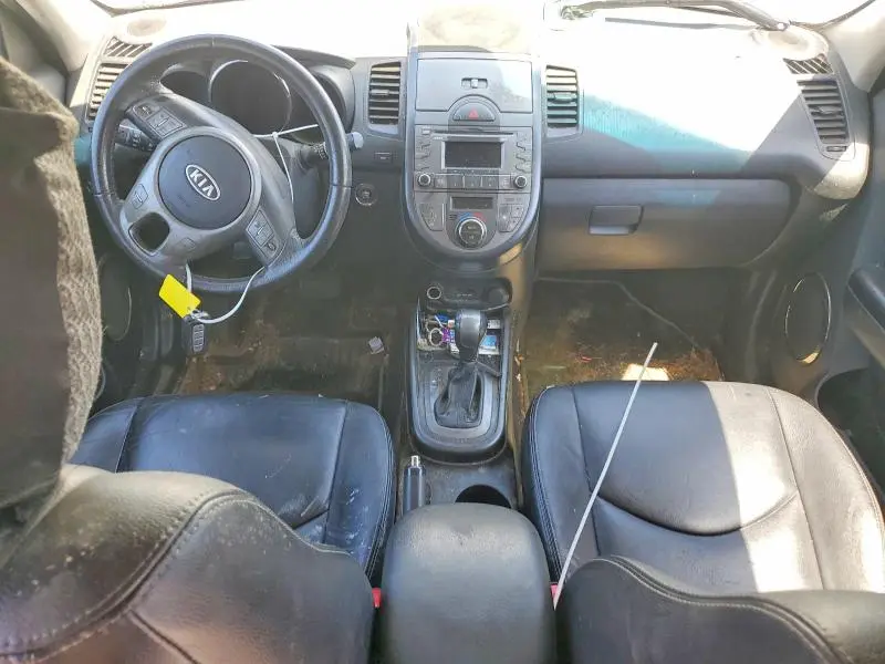 2011 KIA SOUL +  