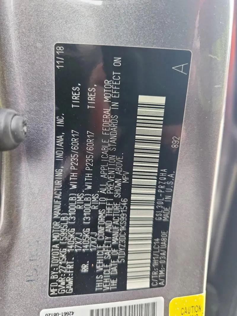 2019 TOYOTA SIENNA XLE  