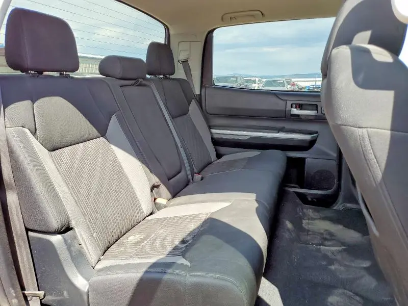 2014 TOYOTA TUNDRA CREWMAX SR5  