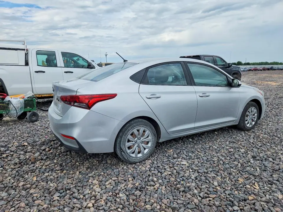 2019 HYUNDAI ACCENT SE  