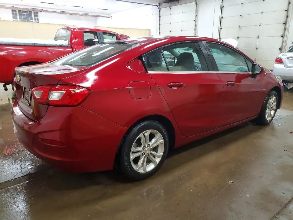 2019 CHEVROLET CRUZE LT  