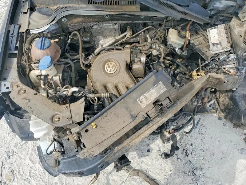 2015 VOLKSWAGEN JETTA BASE  