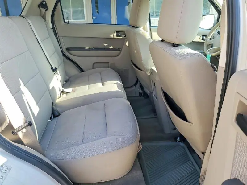 2012 FORD ESCAPE XLT  