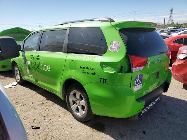 2014 TOYOTA SIENNA LE