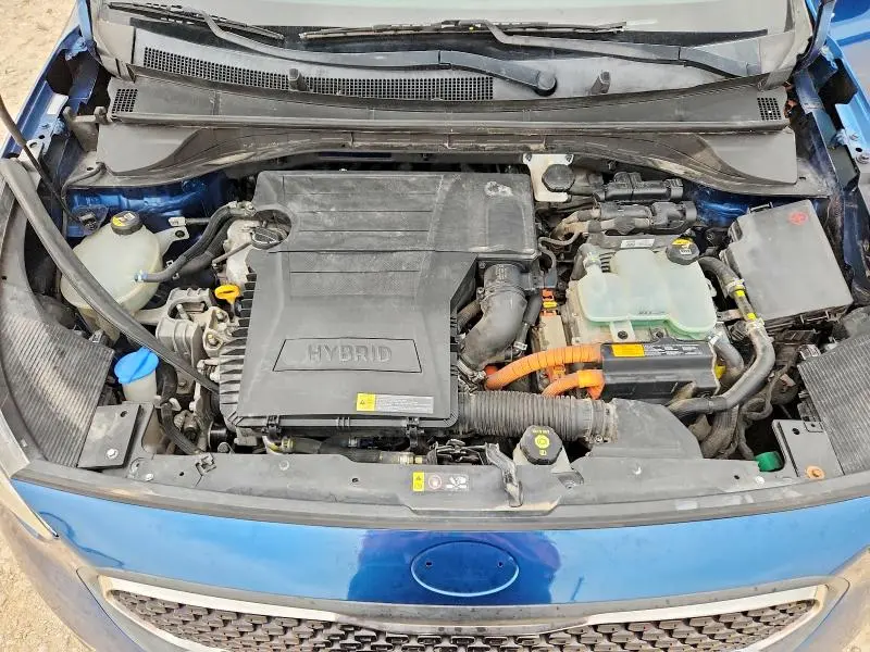 2017 KIA NIRO LX  