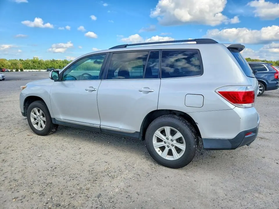 2012 TOYOTA HIGHLANDER BASE  