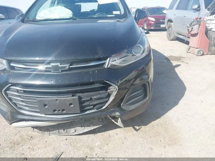2020 CHEVROLET TRAX FWD LT