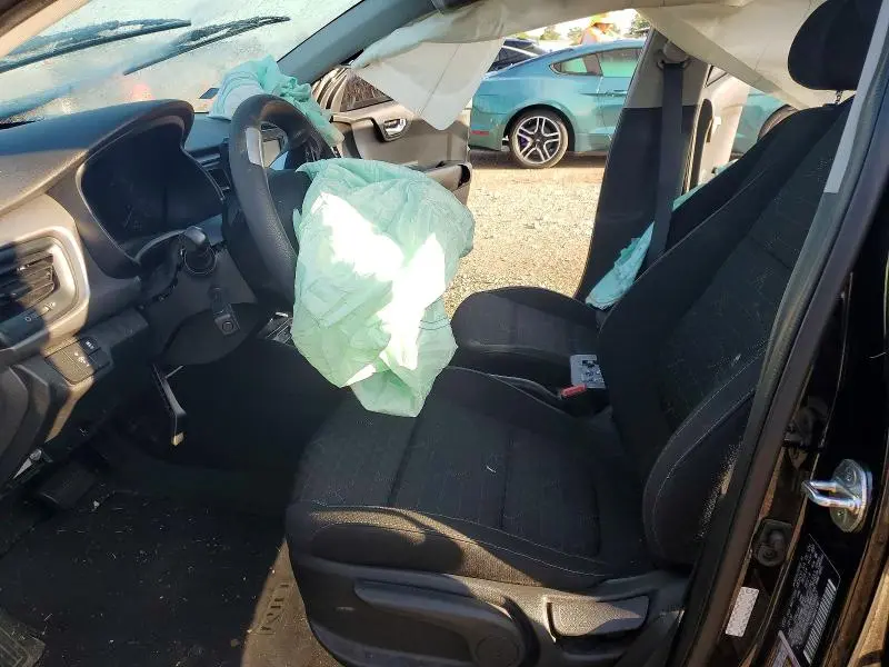 2020 KIA RIO LX  