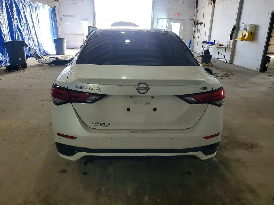 2025 NISSAN SENTRA SR  