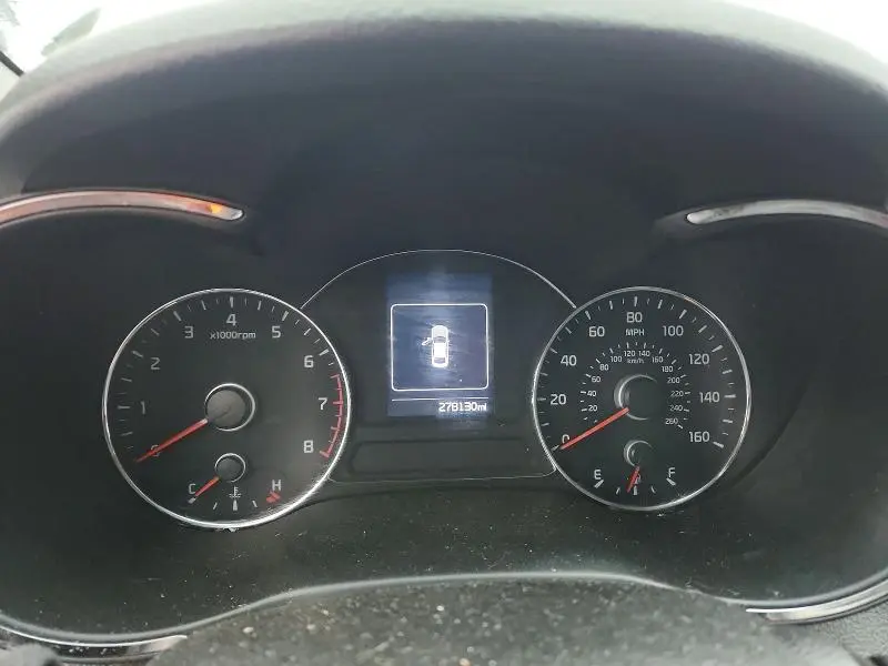 2017 KIA FORTE LX  