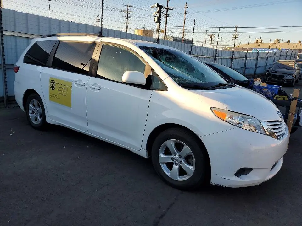 2016 TOYOTA SIENNA LE 8-PASSENGER  