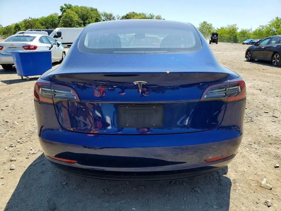 2018 TESLA MODEL 3   