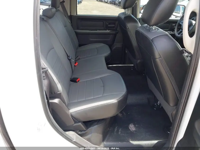 2021 RAM 1500 CLASSIC TRADESMAN  4X4 5'7 BOX
