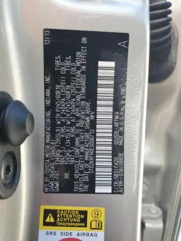 2014 TOYOTA HIGHLANDER LE  