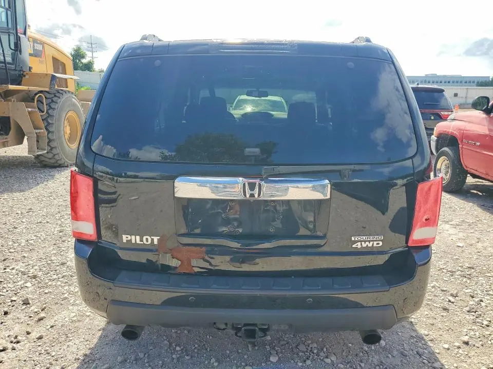 2010 HONDA PILOT TOURING  