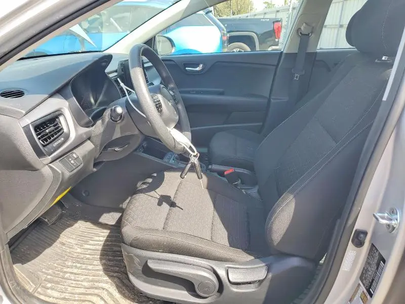 2022 KIA RIO S  