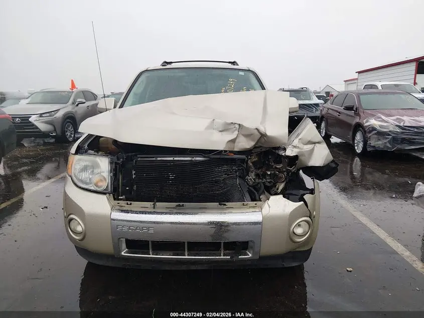 2011 FORD ESCAPE LIMITED