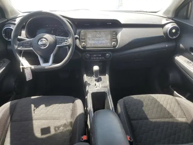 2021 NISSAN KICKS SV  