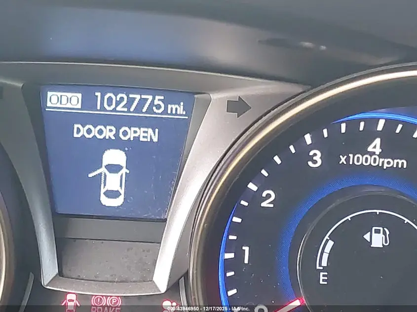 2013 HYUNDAI GENESIS 3.8 GRAND TOURING