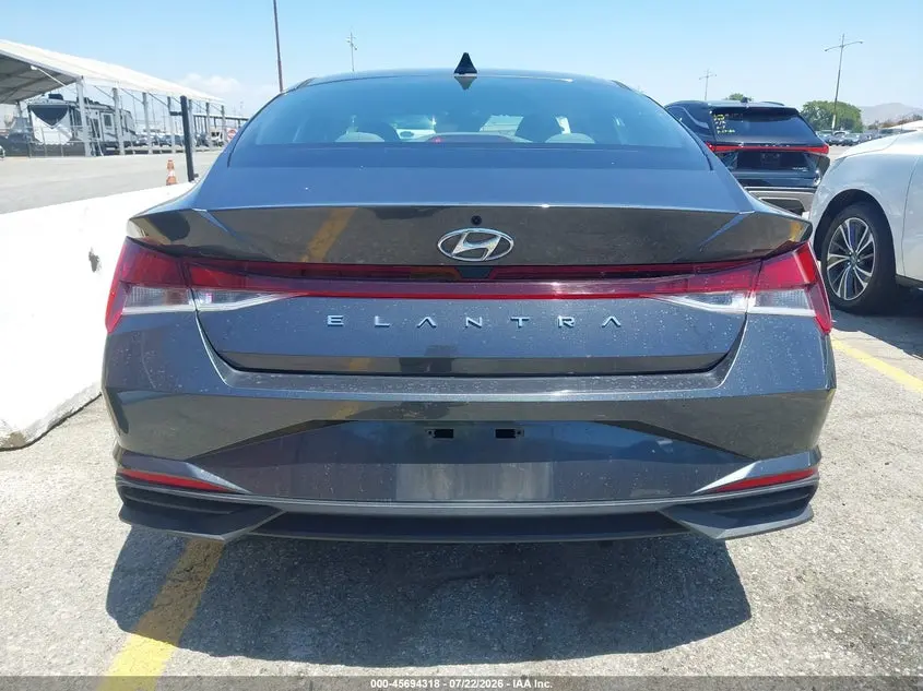 2021 HYUNDAI ELANTRA SE
