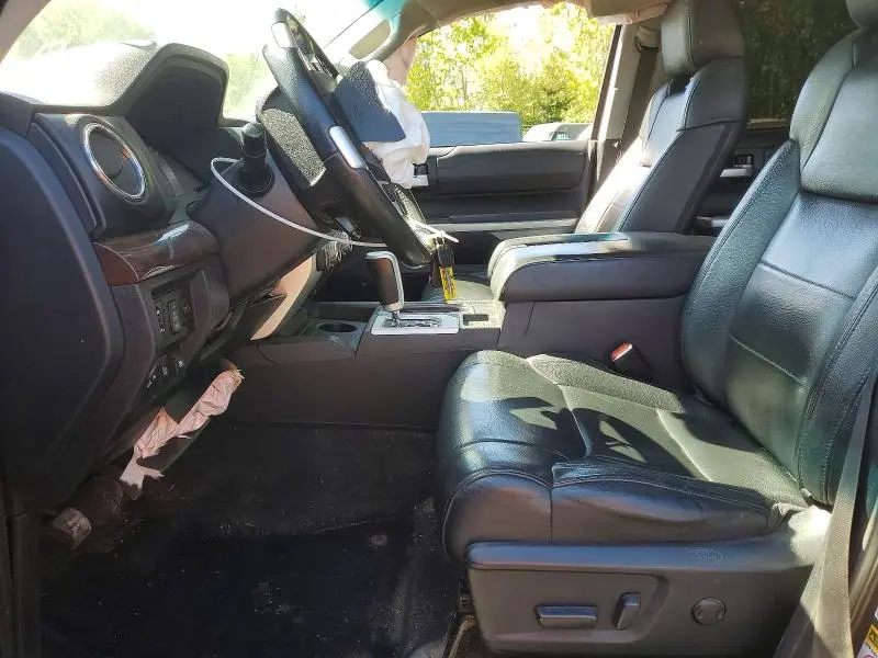 2017 TOYOTA TUNDRA CREWMAX LIMITED  