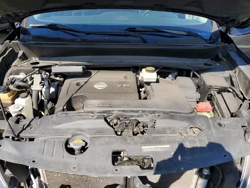 2015 NISSAN PATHFINDER SL  