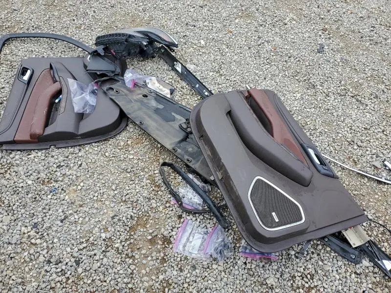 2016 CHEVROLET SUBURBAN K1500 LTZ  