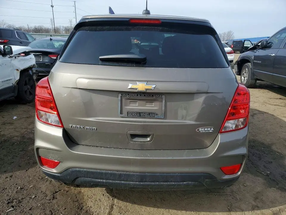 2021 CHEVROLET TRAX LS  