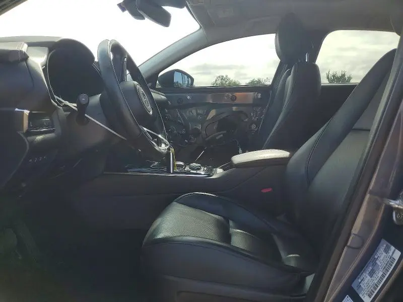 2023 MAZDA CX-30 PREMIUM  