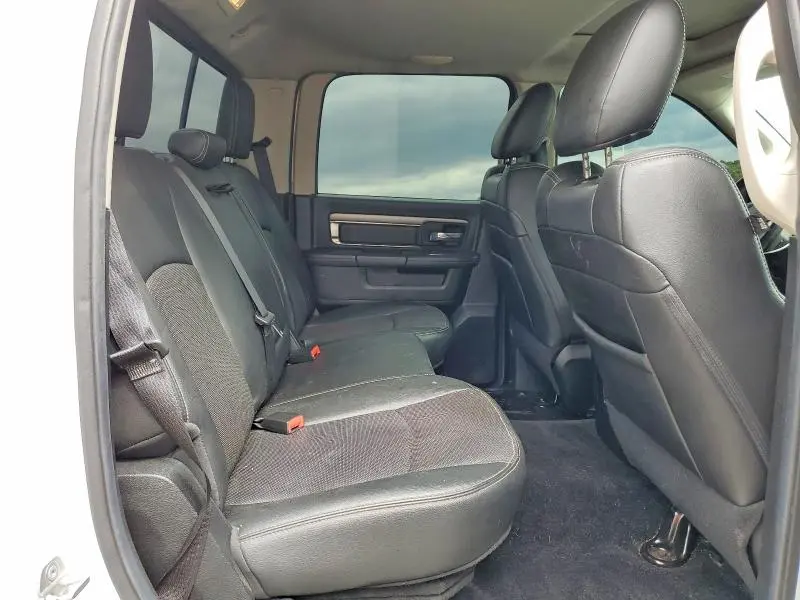 2014 RAM 1500 SPORT  