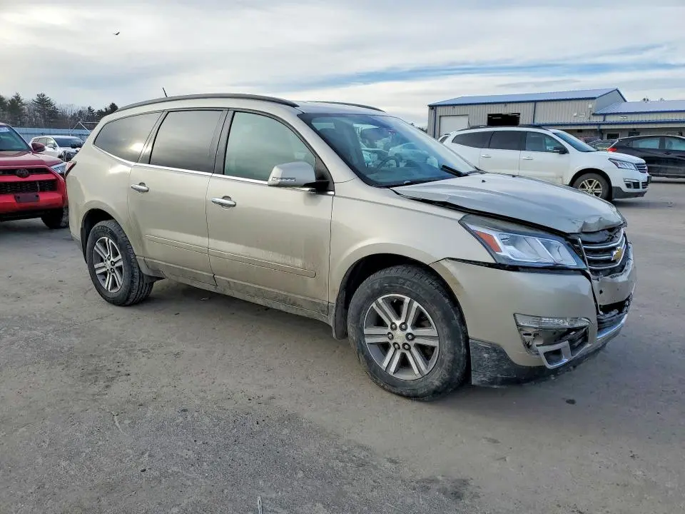 2017 CHEVROLET TRAVERSE LT  
