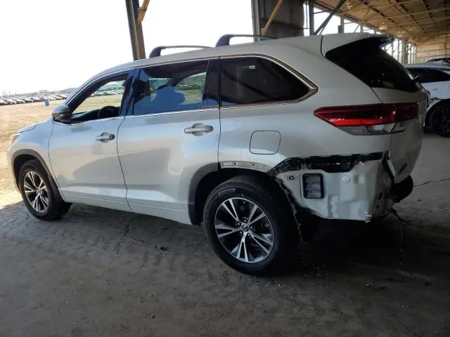 2017 TOYOTA HIGHLANDER LE  