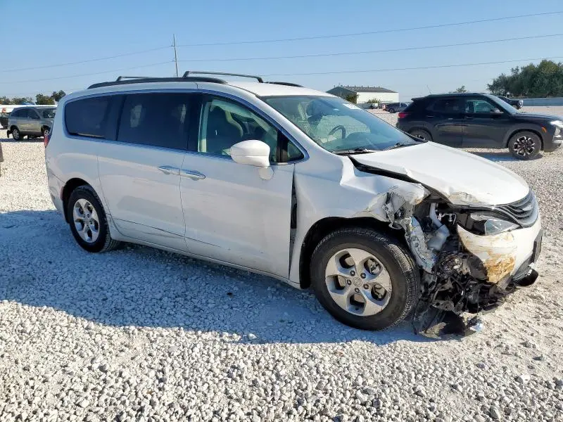 2017 CHRYSLER PACIFICA EHYBRID PREMIUM  