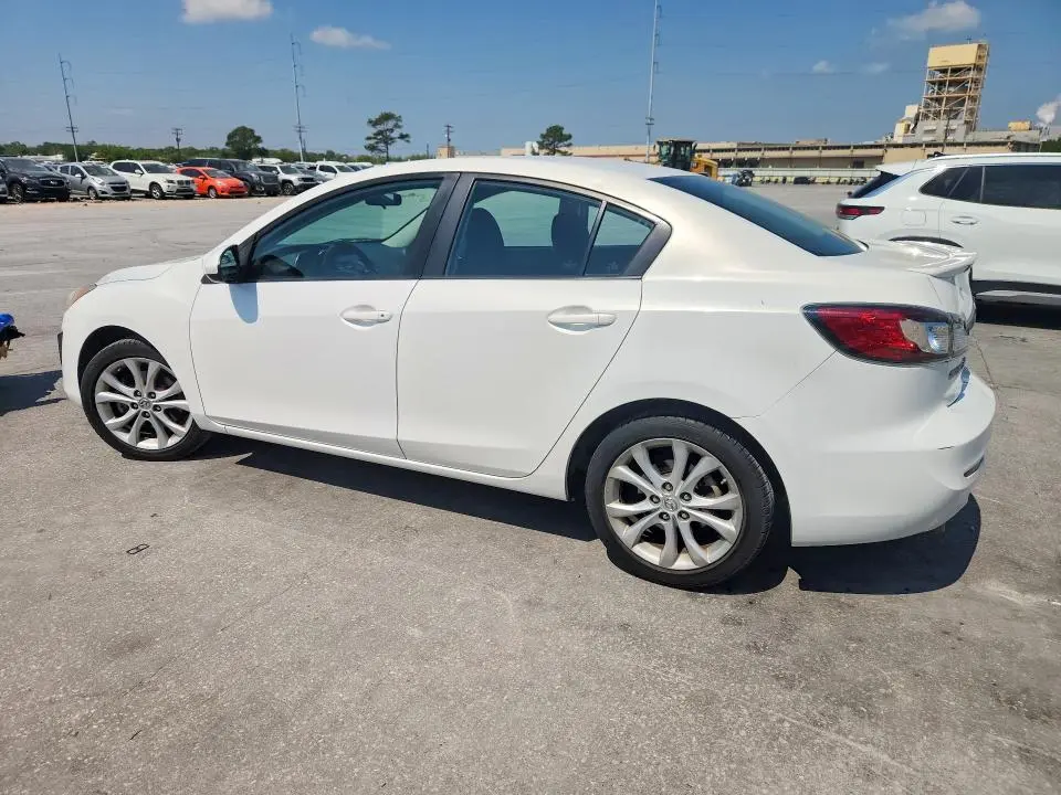 2011 MAZDA 3 S  
