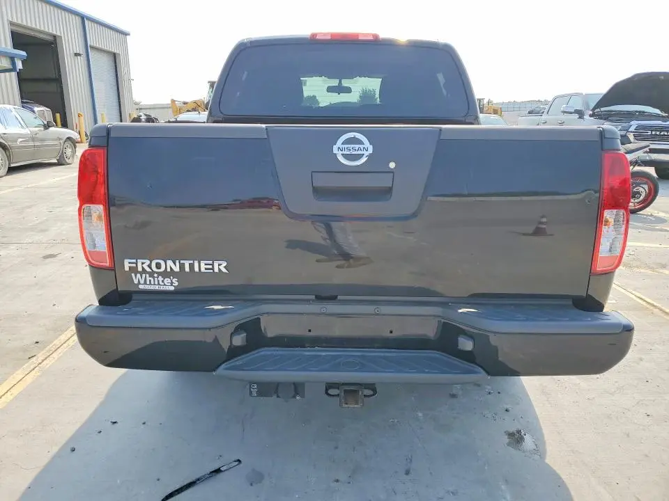 2012 NISSAN FRONTIER S  