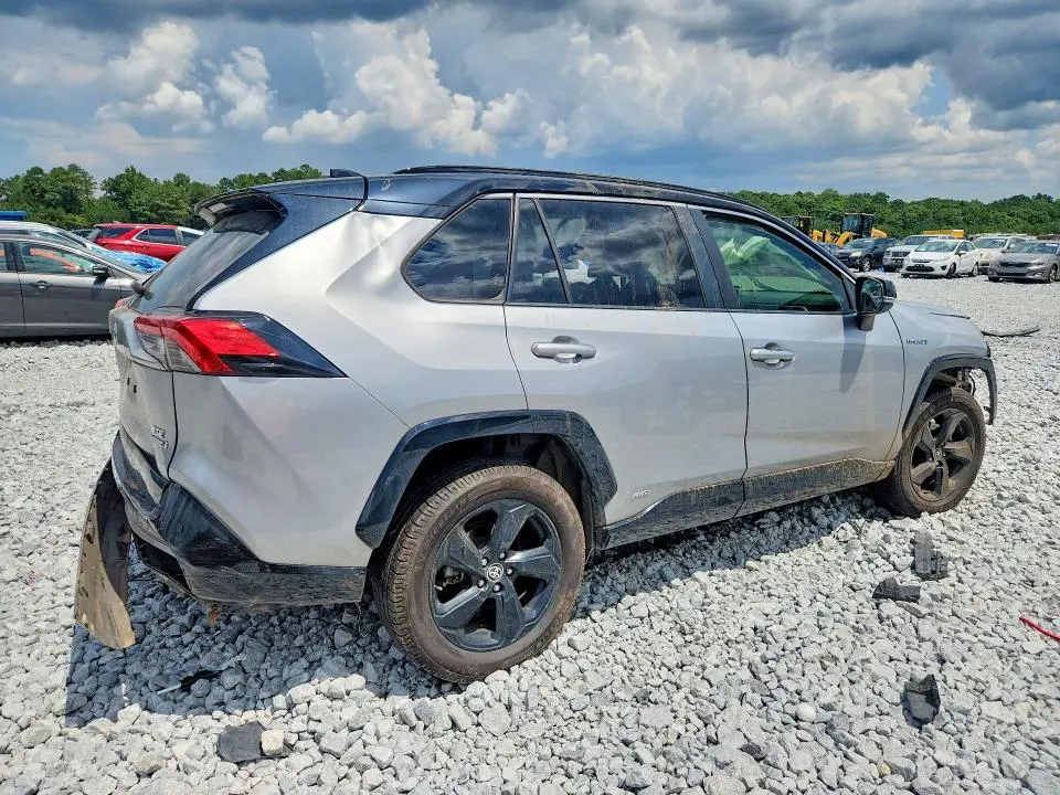 2020 TOYOTA RAV4 XSE  