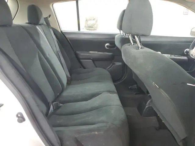 2011 NISSAN VERSA S  