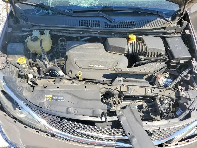 2017 CHRYSLER PACIFICA TOURING L  