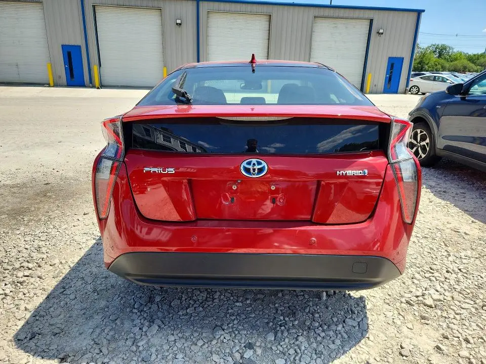 2018 TOYOTA PRIUS FOUR  