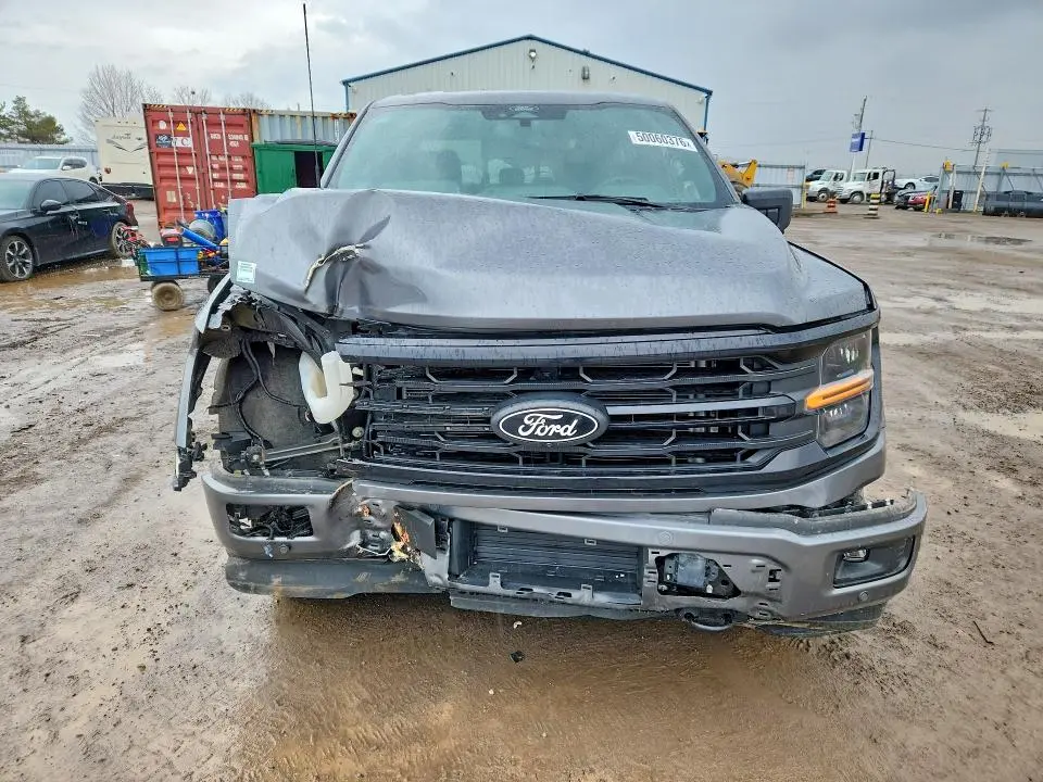 2024 FORD F150 XLT  