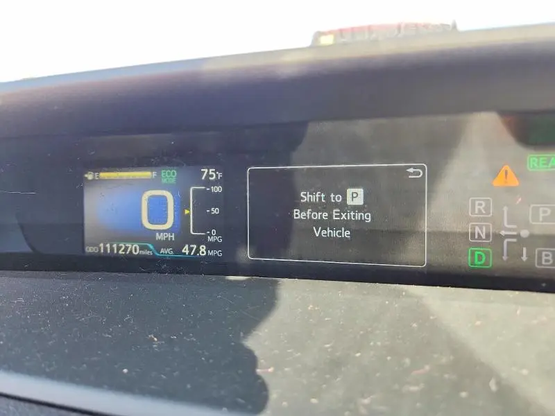 2017 TOYOTA PRIUS THREE TOURING  