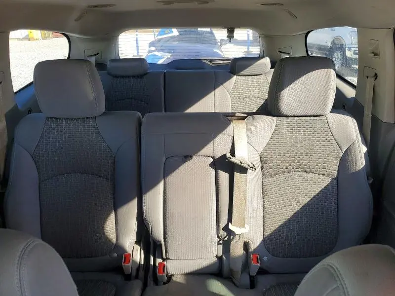 2014 CHEVROLET TRAVERSE LT  