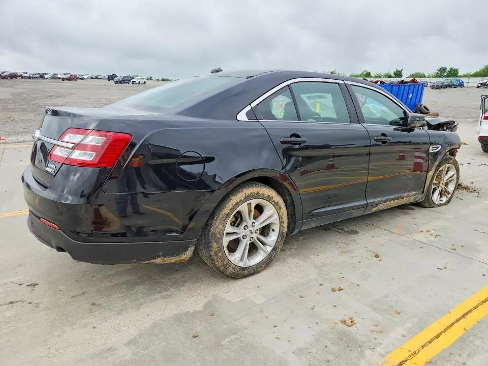 2018 FORD TAURUS SEL  