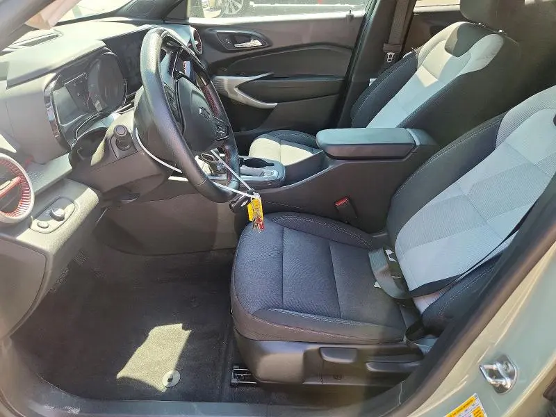 2024 CHEVROLET TRAX 1RS  